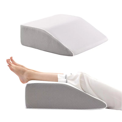 Cuscino a cuneo in memory foam per elevazione gambe, migliora la circolazione e riduce il gonfiore
